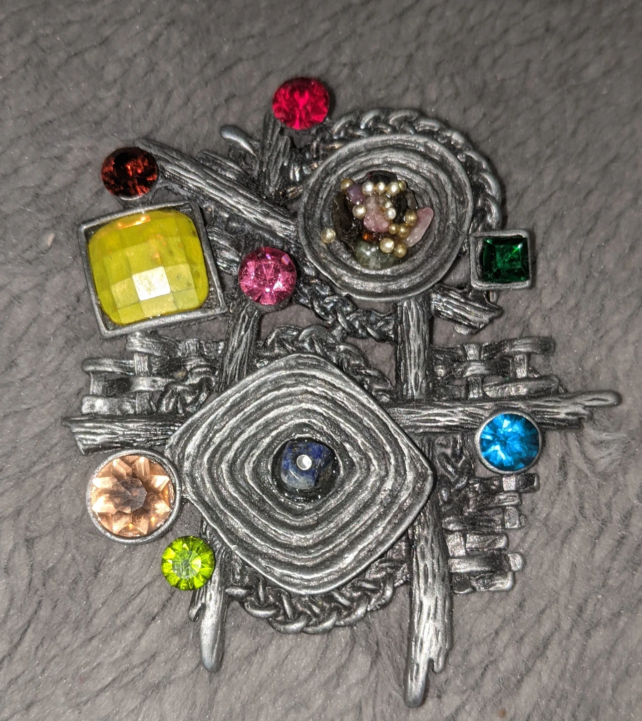 Brooch