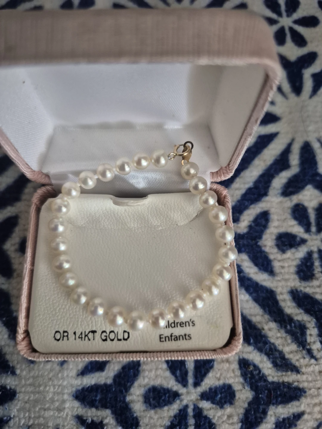 Children's Pearl Bracelet with 14kt Gold Clasp