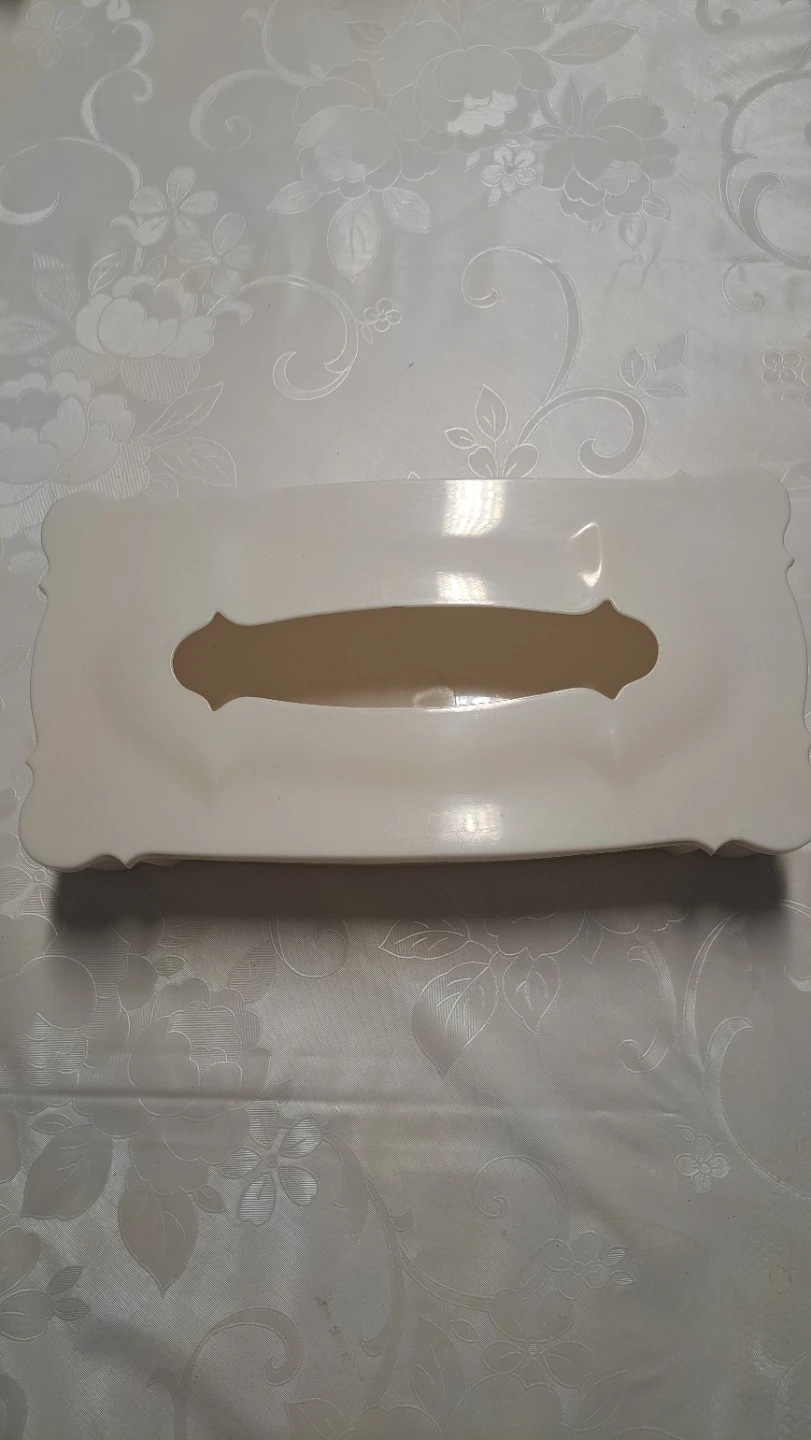 Trelawney of Canada Cream Plastic Tissue Box Cover - photo 2
