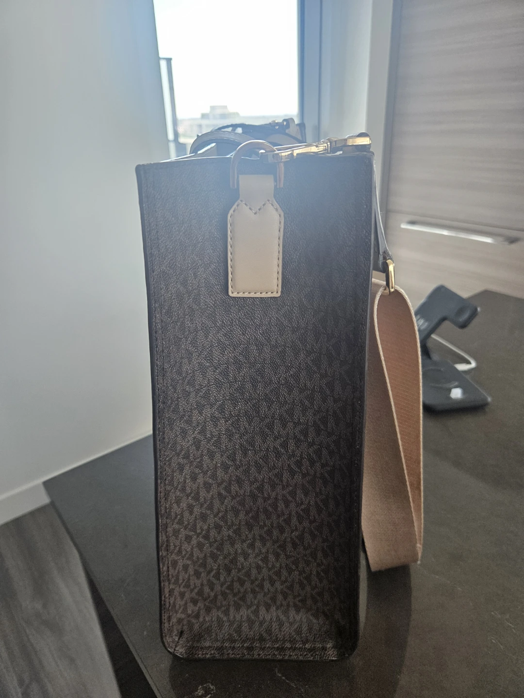 Michael Kors Tote Bag - photo 2