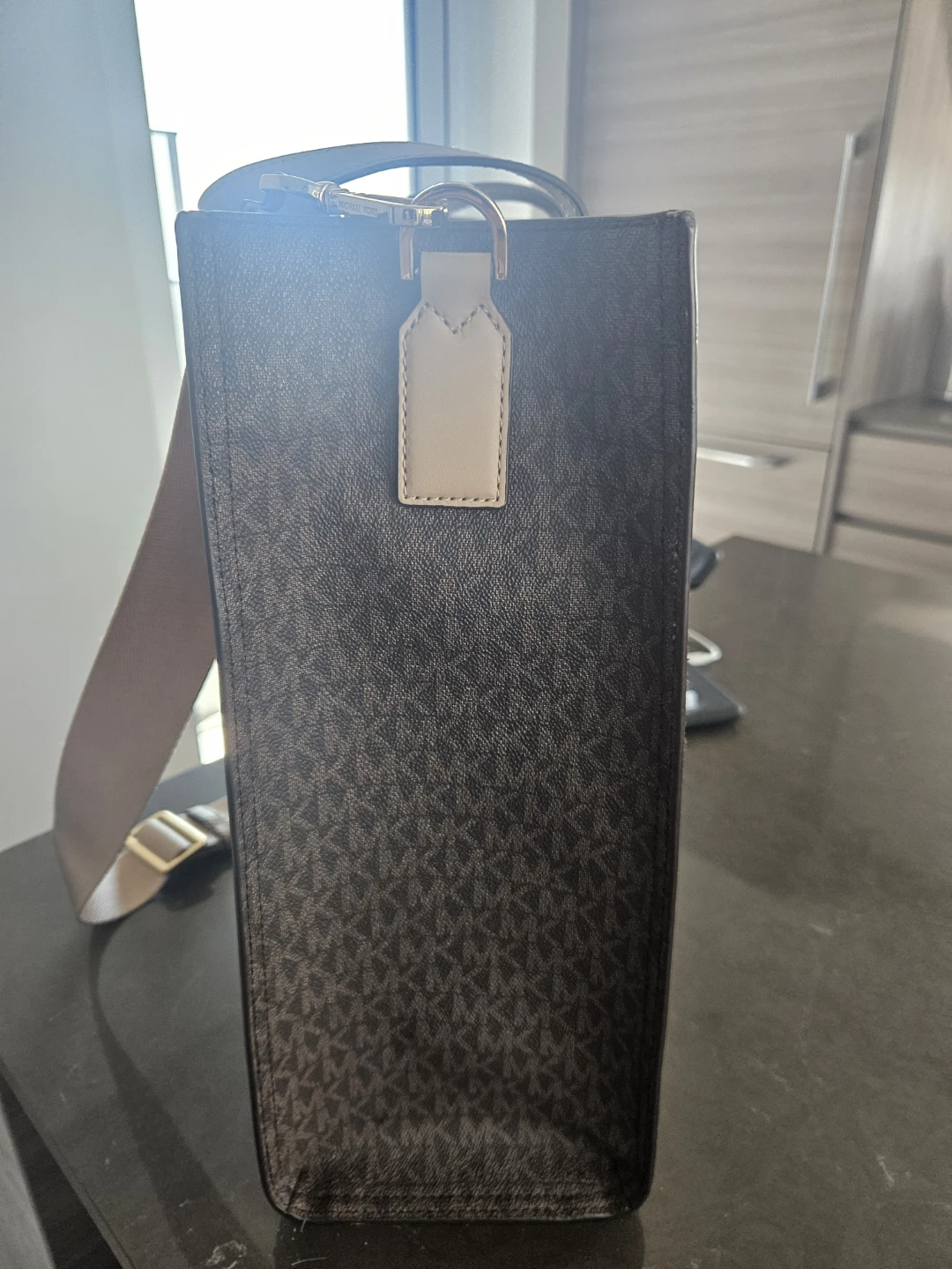 Michael Kors Tote Bag - photo 3