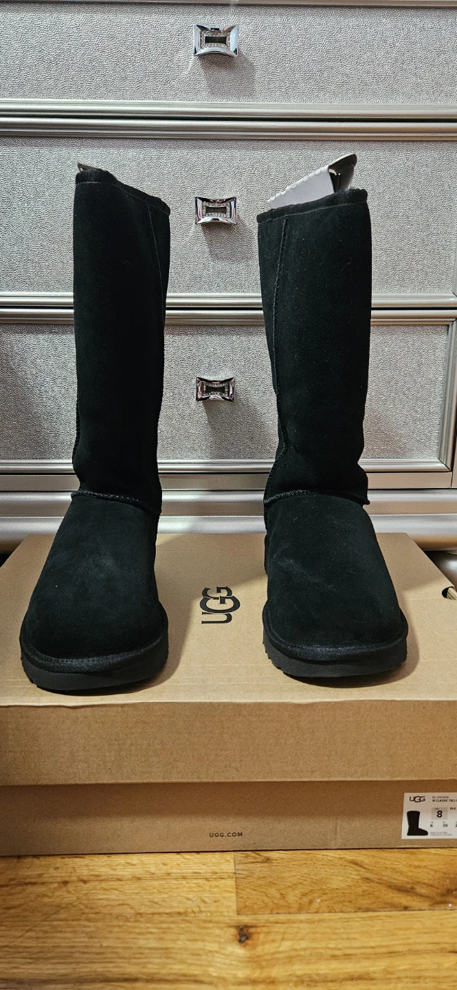 Women's UGG Classic Tall II Animal in black Size 7