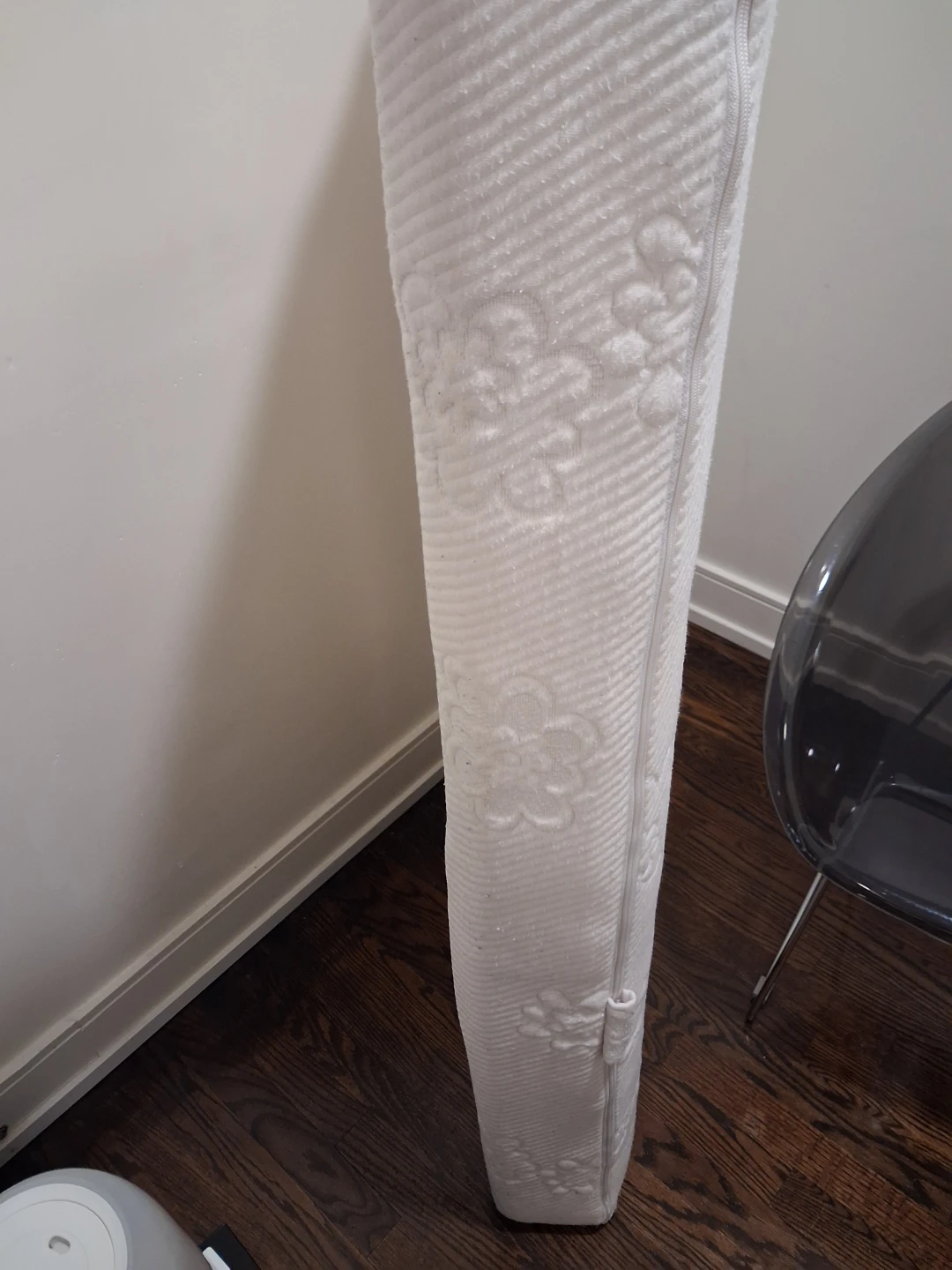 White Toddler Mattress with Floral Pattern - photo 2