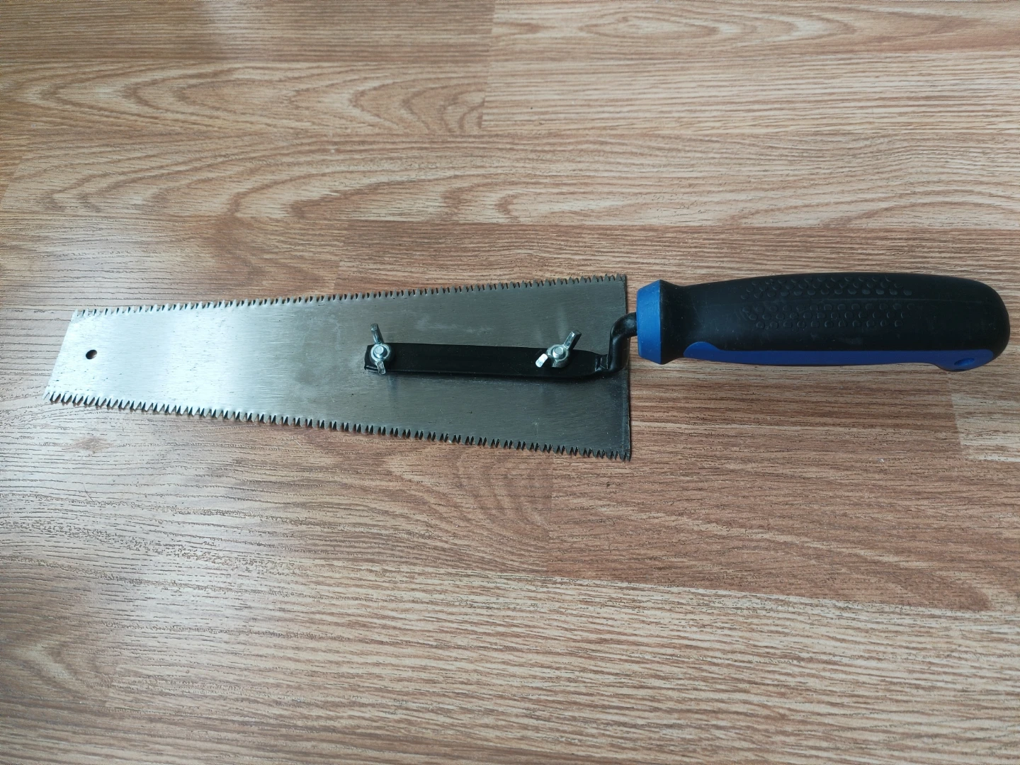 Special Handsaw