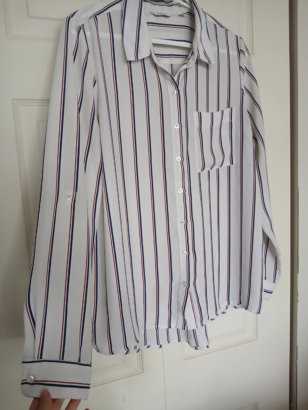 Reitmans striped button up long sleeve, size medium (M) - photo 2