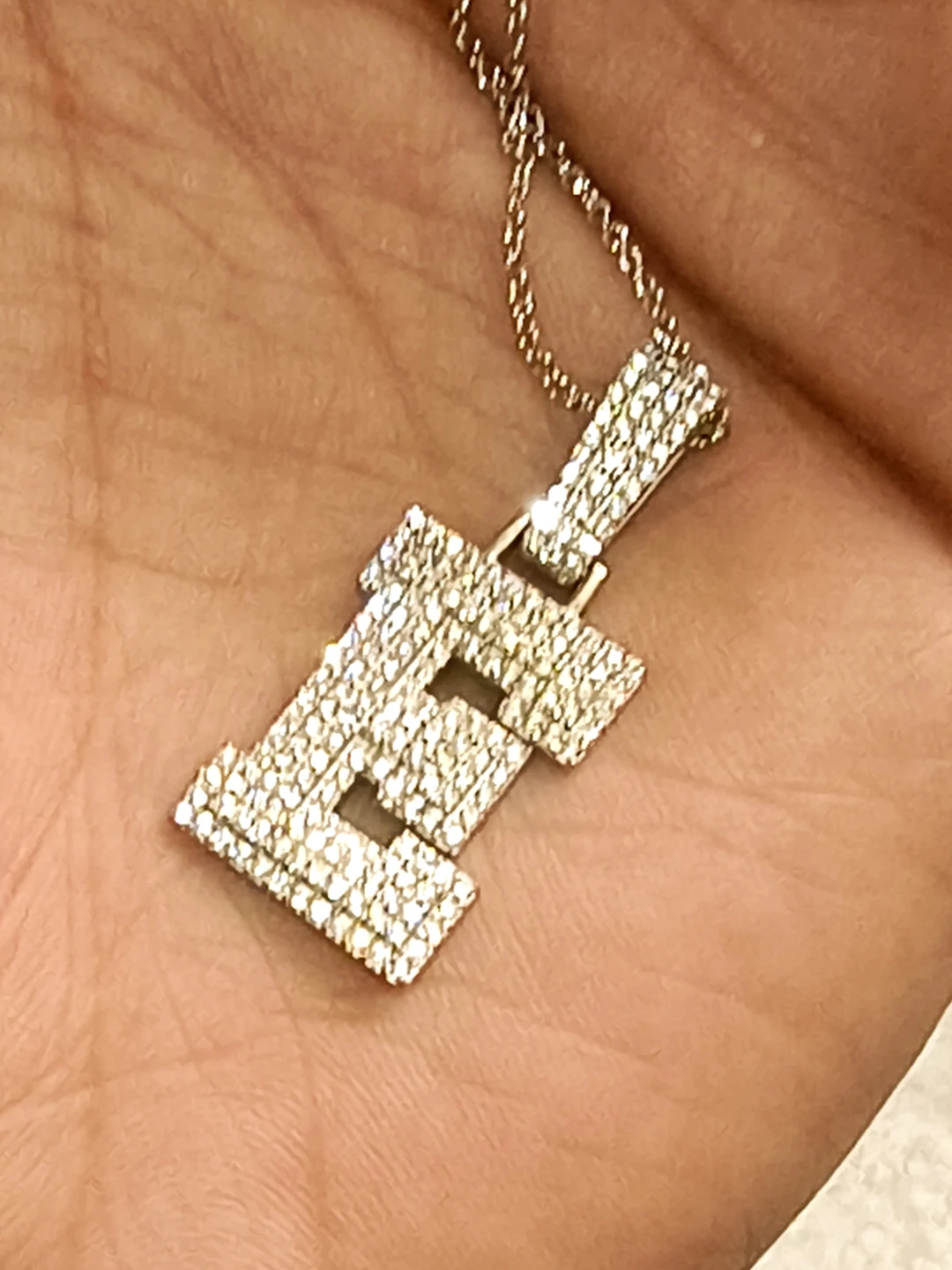 Letter 'E' Pendant Necklace with VVS D colour moisanite - photo 2