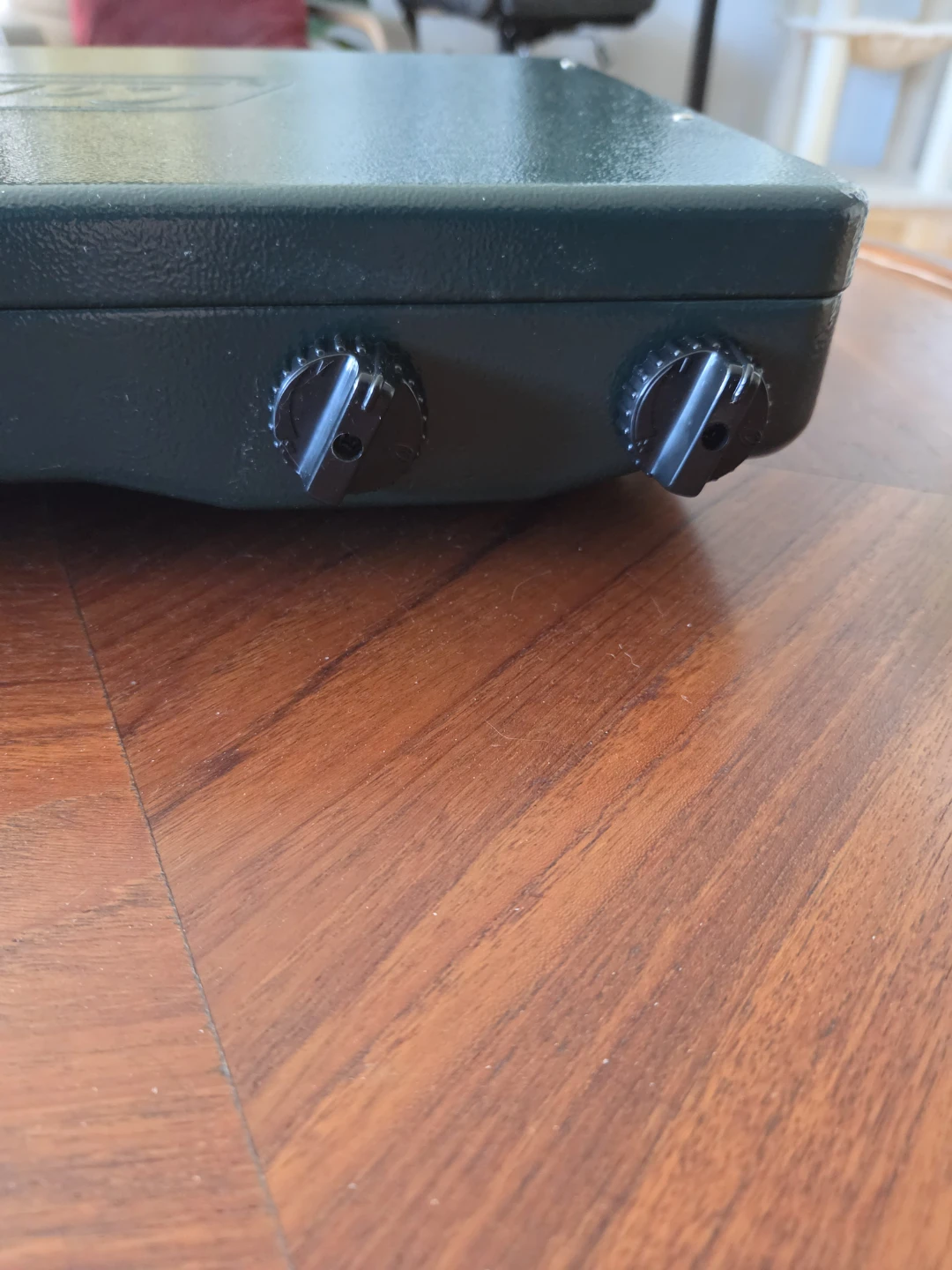 Coleman 2 burner propane stove - photo 4