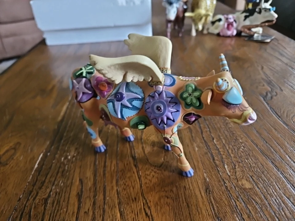 Large lot of Cow Parade Figurines - photo 4