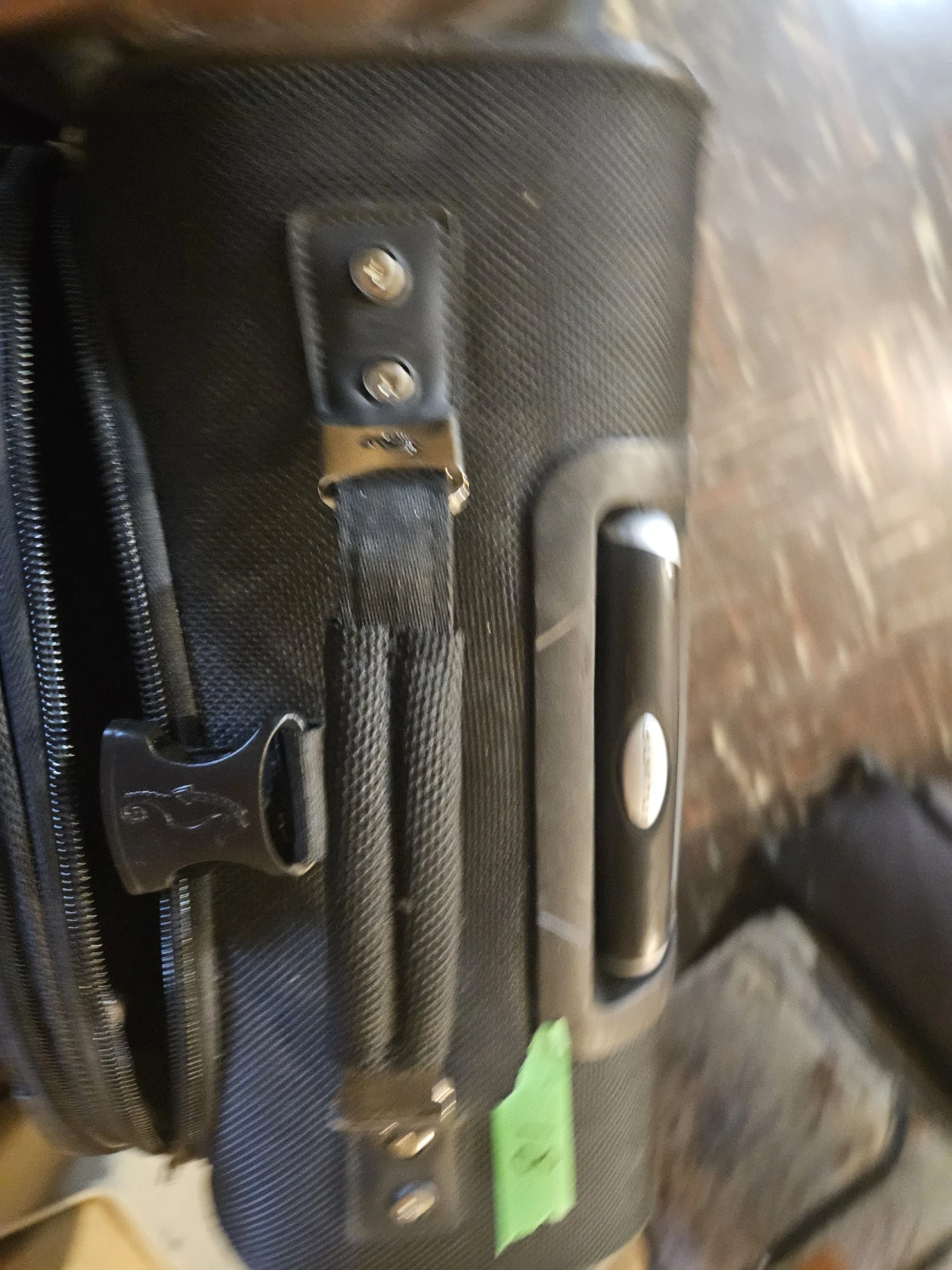 Atlantic Black Rolling Suitcase - photo 5