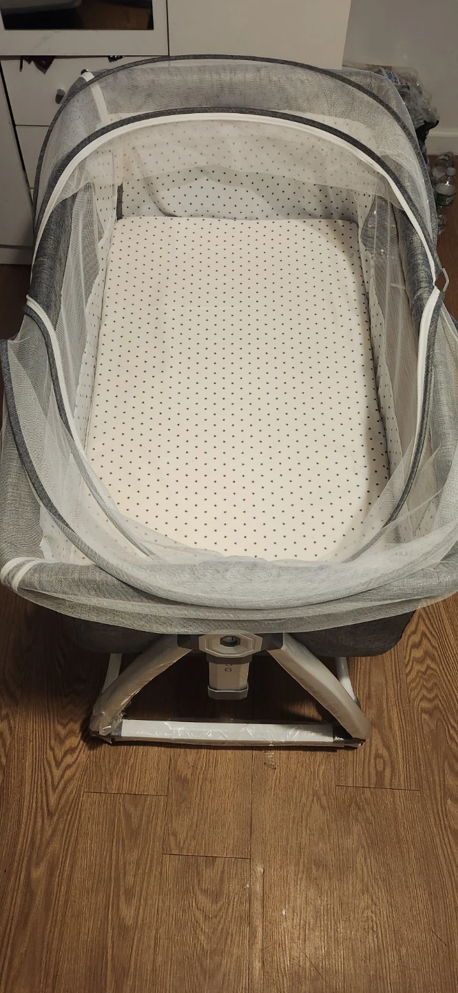 Newborn Bassinet with Mosquito Net
