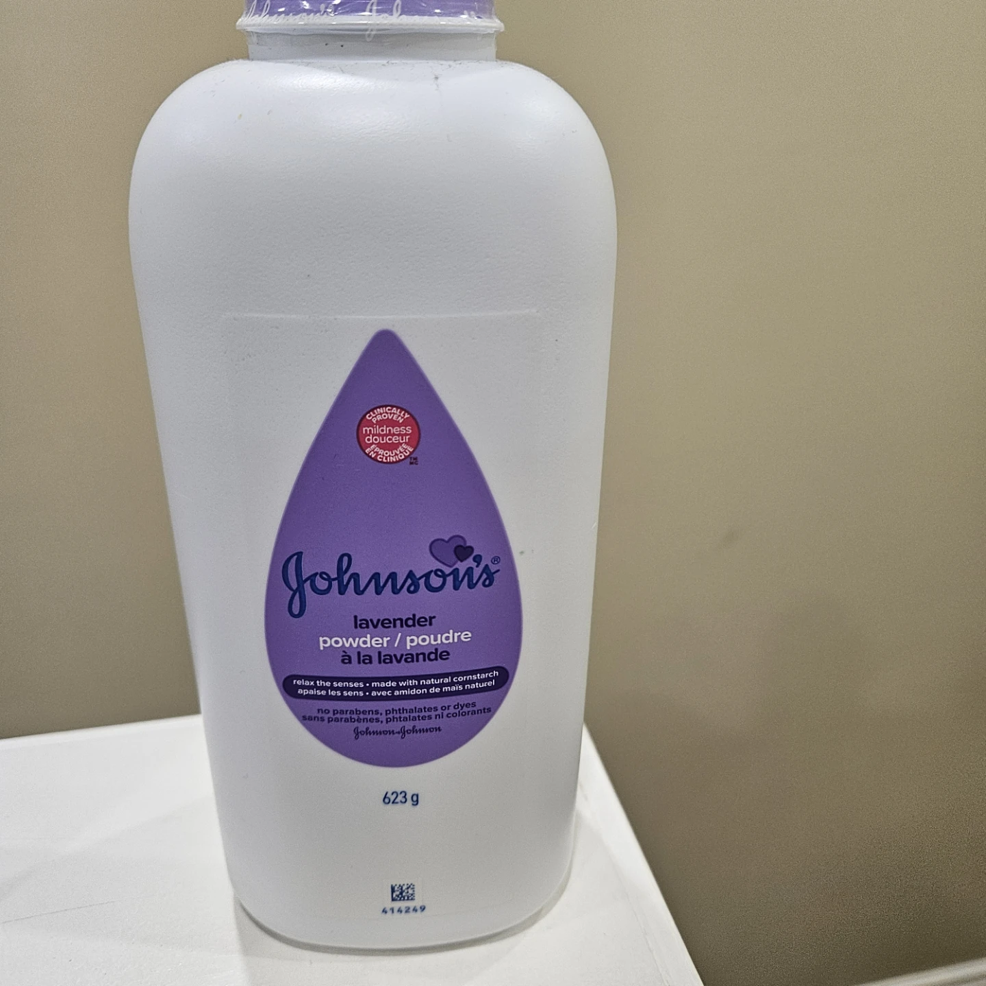 Johnson's Lavender Baby Powder 623g