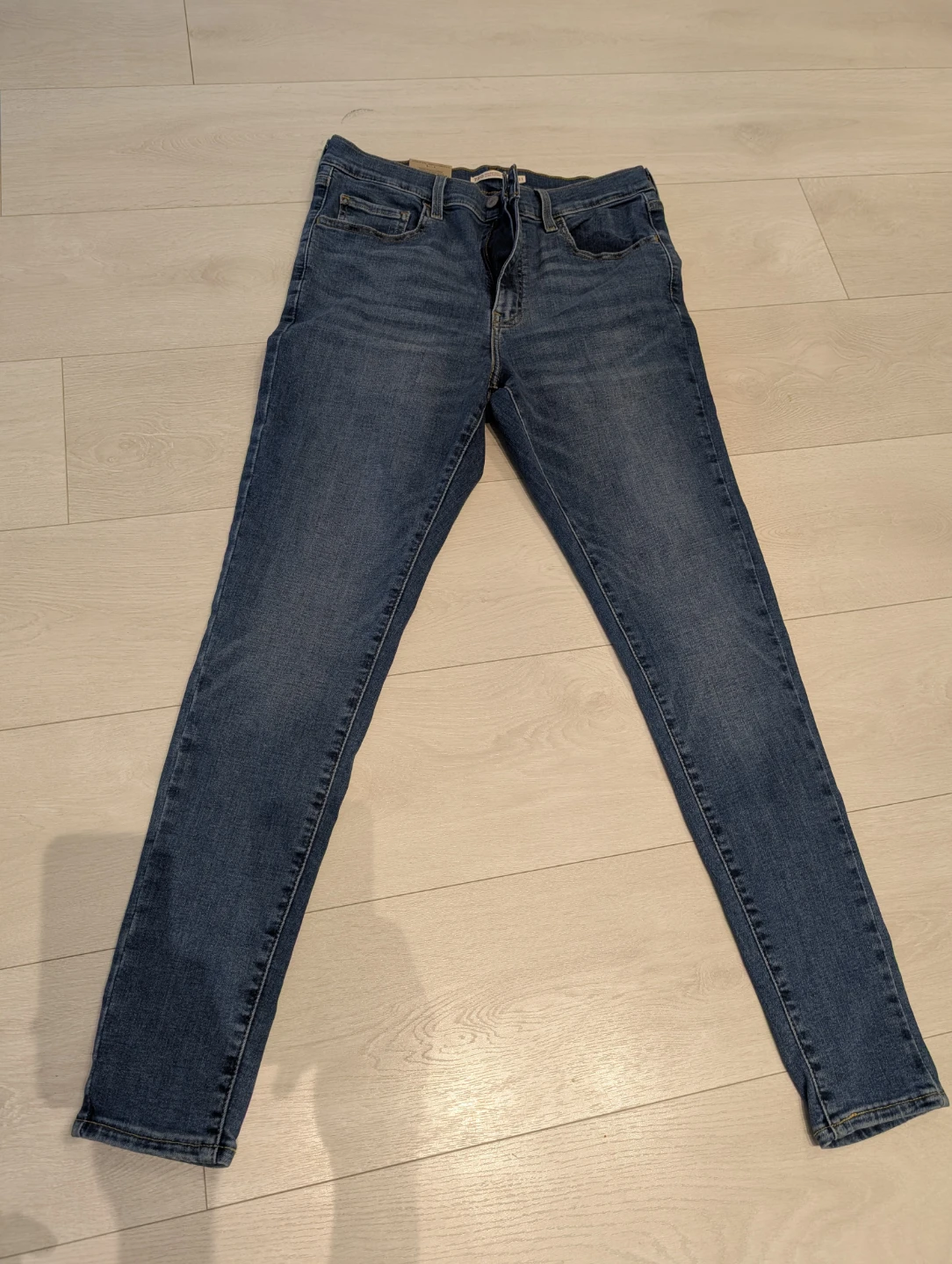 Levi's 720 High Rise Super Skinny Jeans Size 31/30 - photo 3