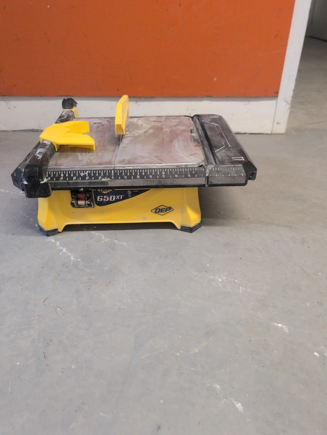 QEP 650XT Wet Tile Saw