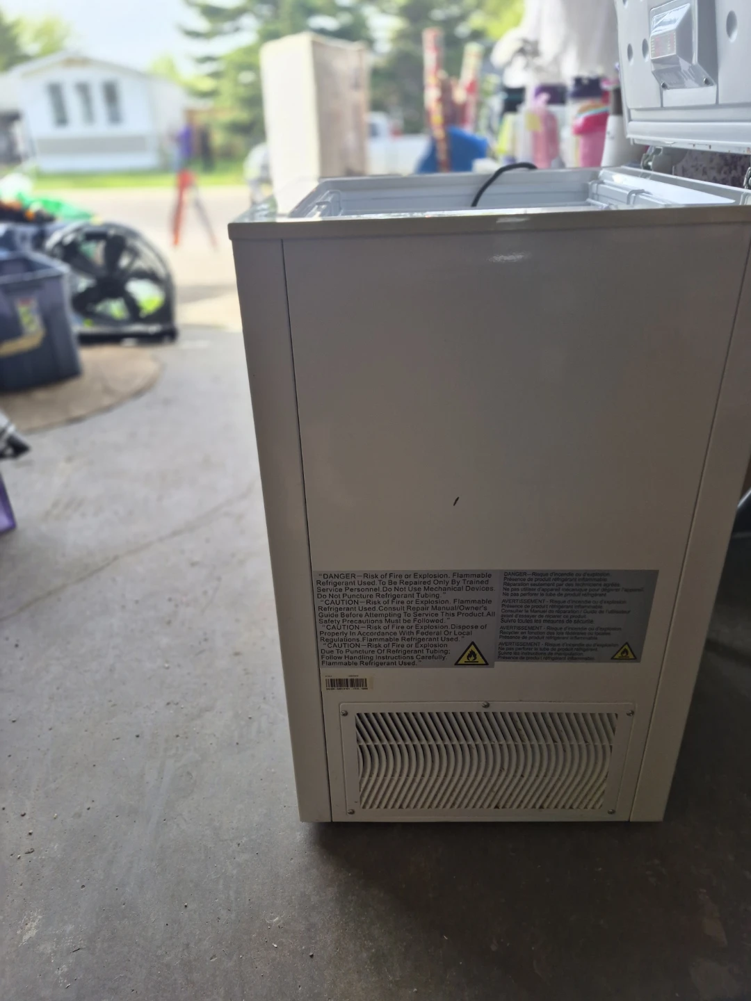 Midea Chest Freezer - photo 4