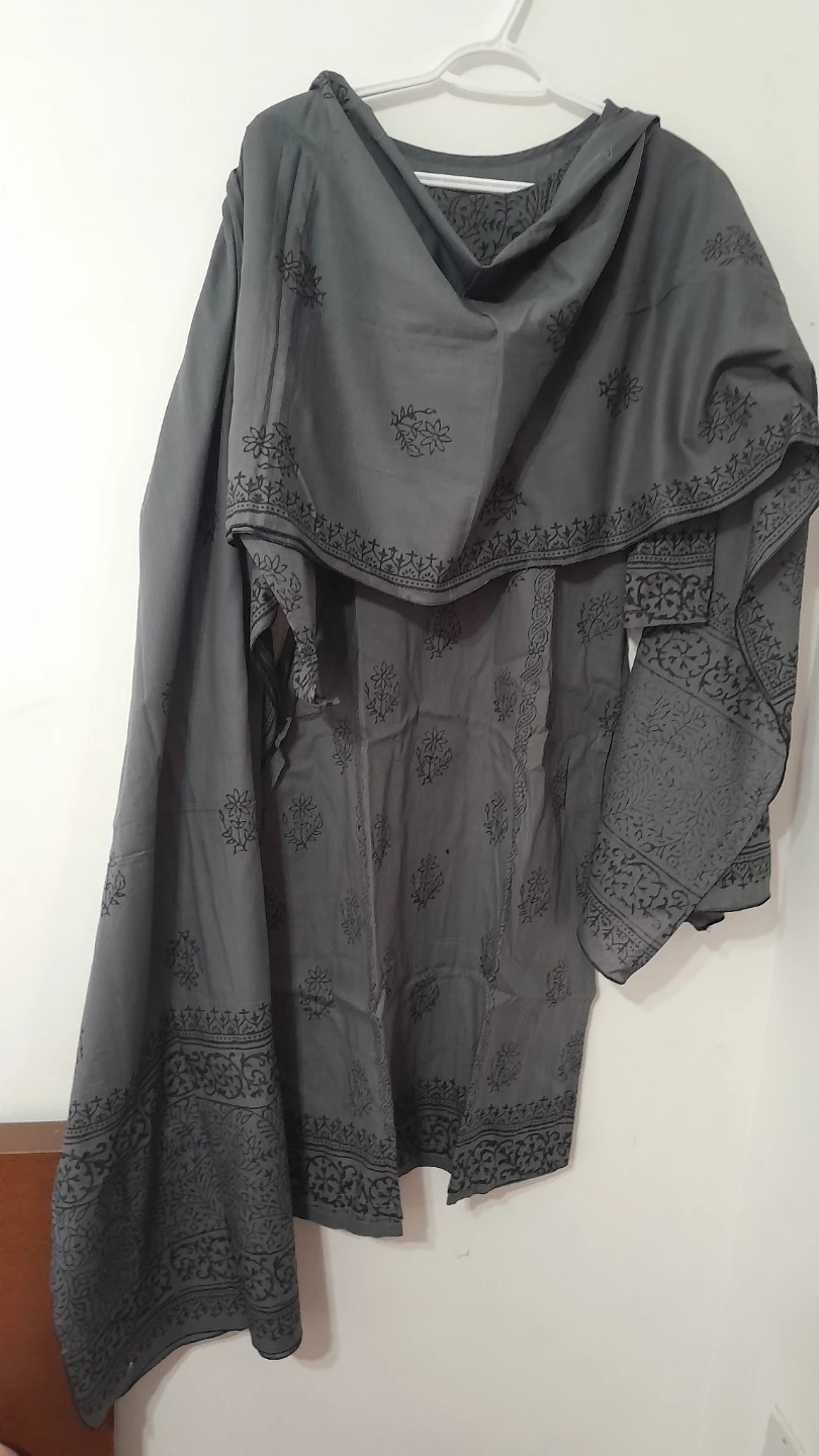 Grey 2 Pc Lawn Suit with Block Print Gulahmed - photo 2