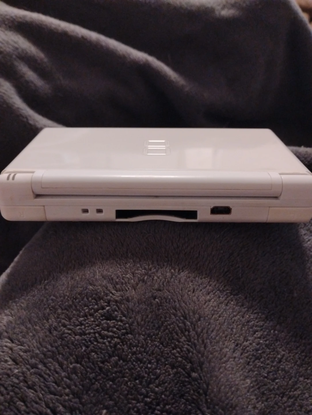 Nintendo DS Lite - White - photo 3