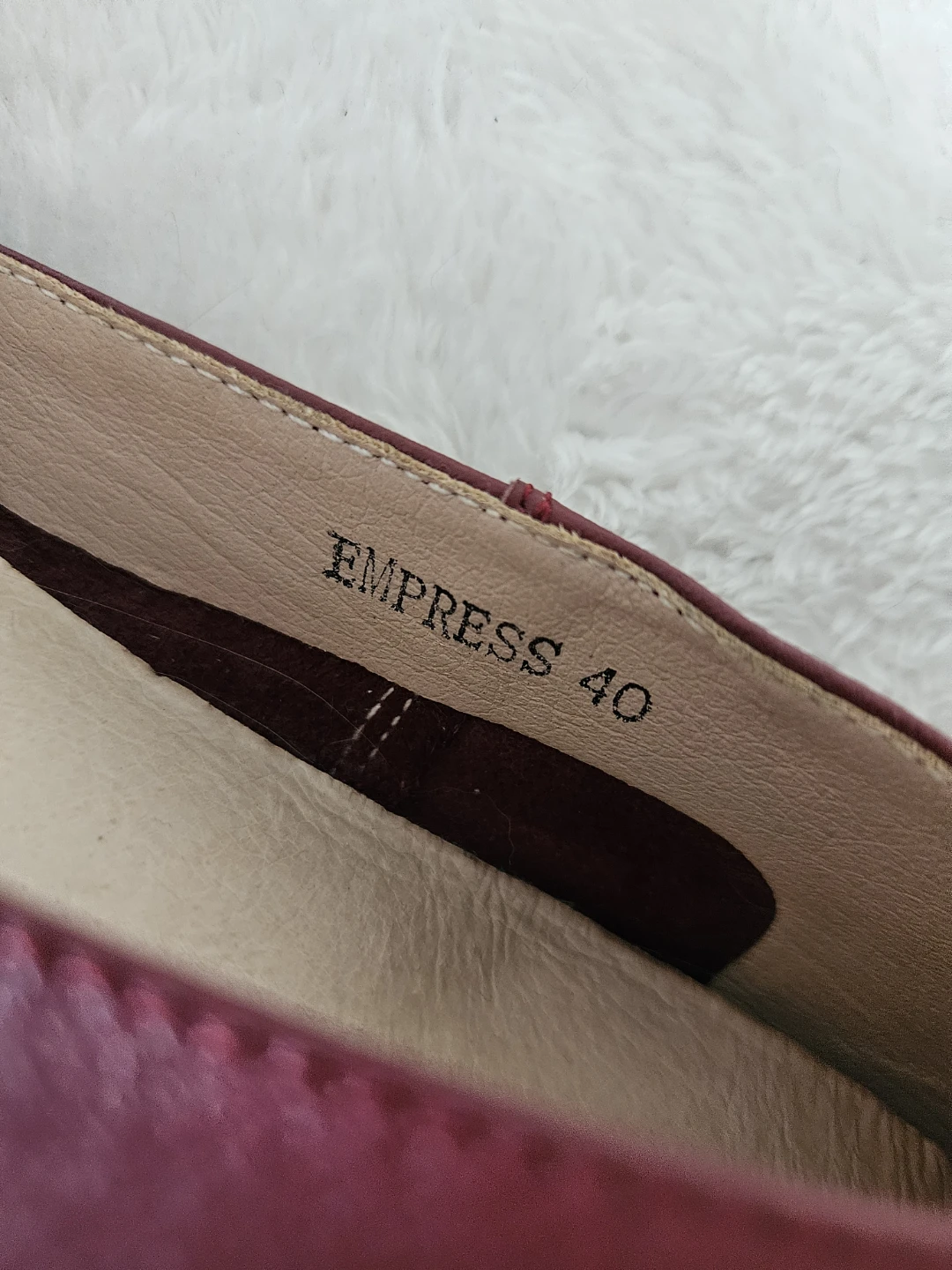 Empress Women's Red Flats Size 40 - photo 5
