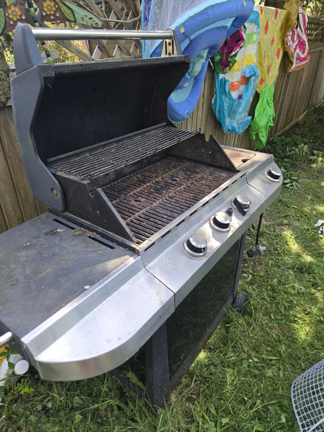 Grillmate Propane Grill