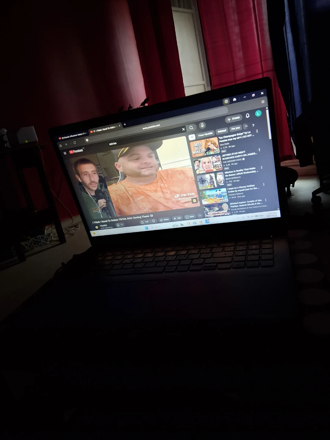 ASUS VivoBook Laptop