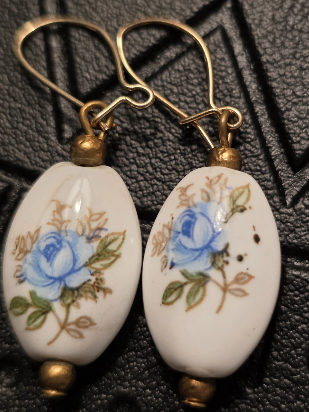 Vintage Earrings - photo 3