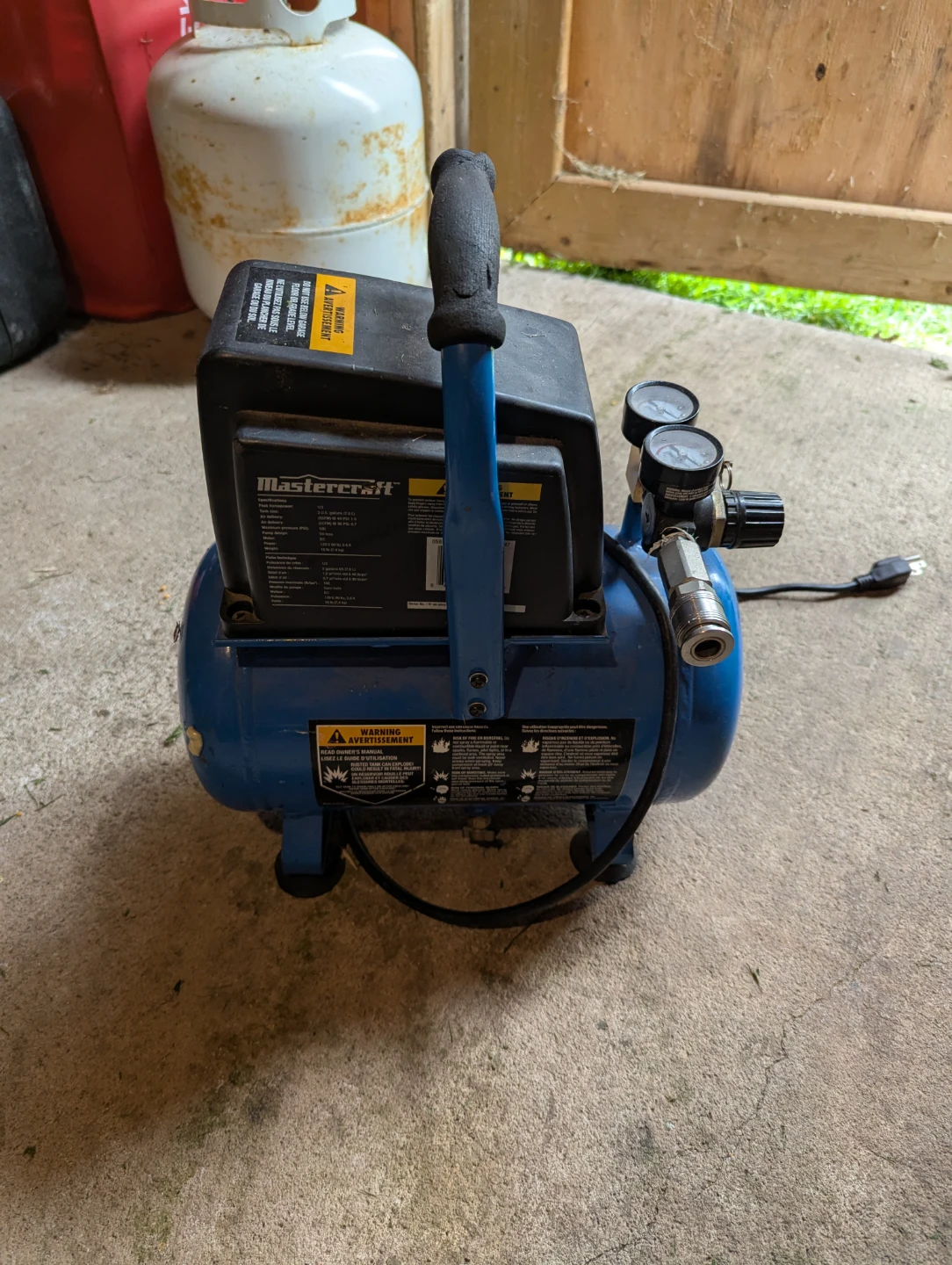 Mastercraft Air Compressor - photo 2