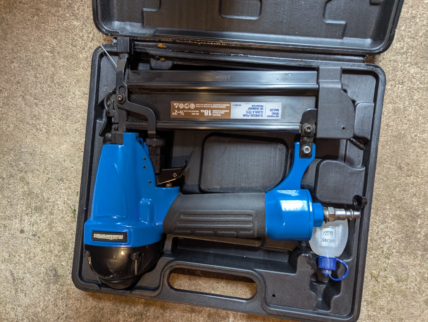 Mastercraft Air Compressor - photo 5