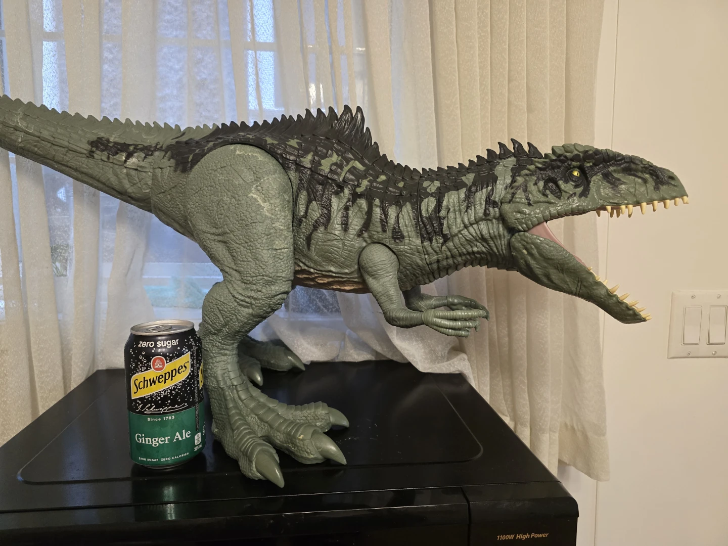 HUGE Jurassic World Dominion Super Colossal Dinosaur Figure - photo 3
