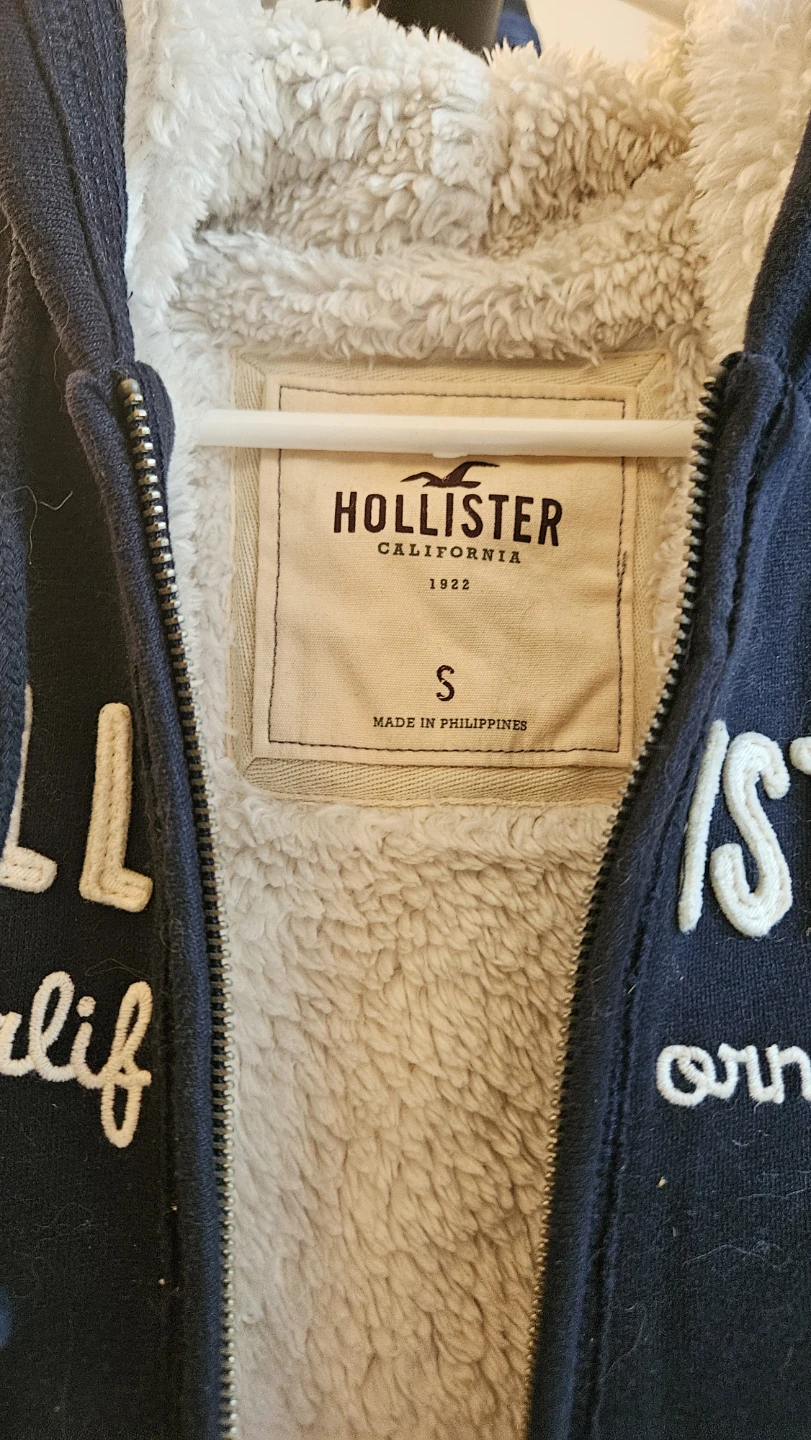 Hollister Navy Blue Sherpa Lined Hoodie - Size S - photo 2