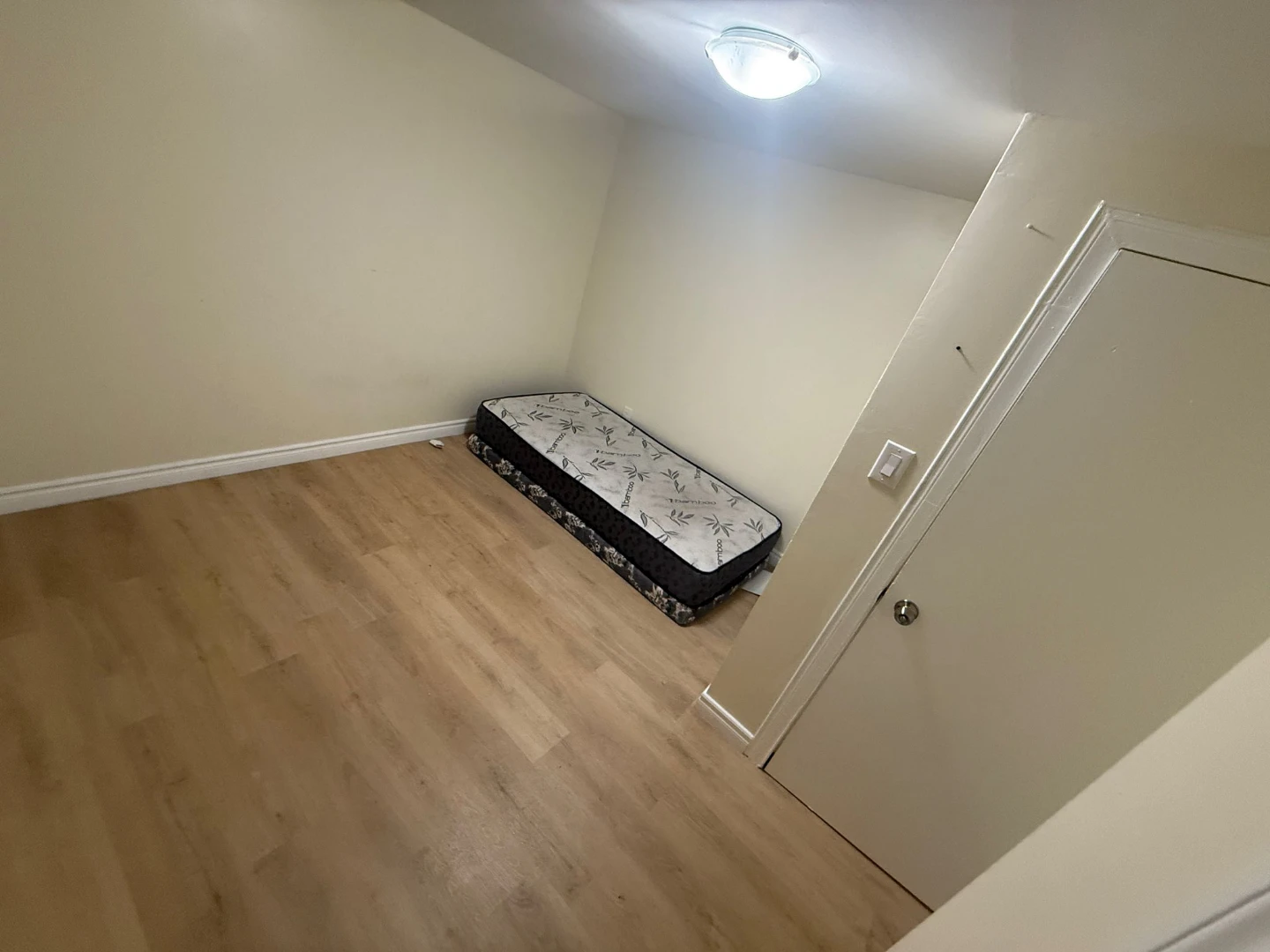 Rooms for rent.