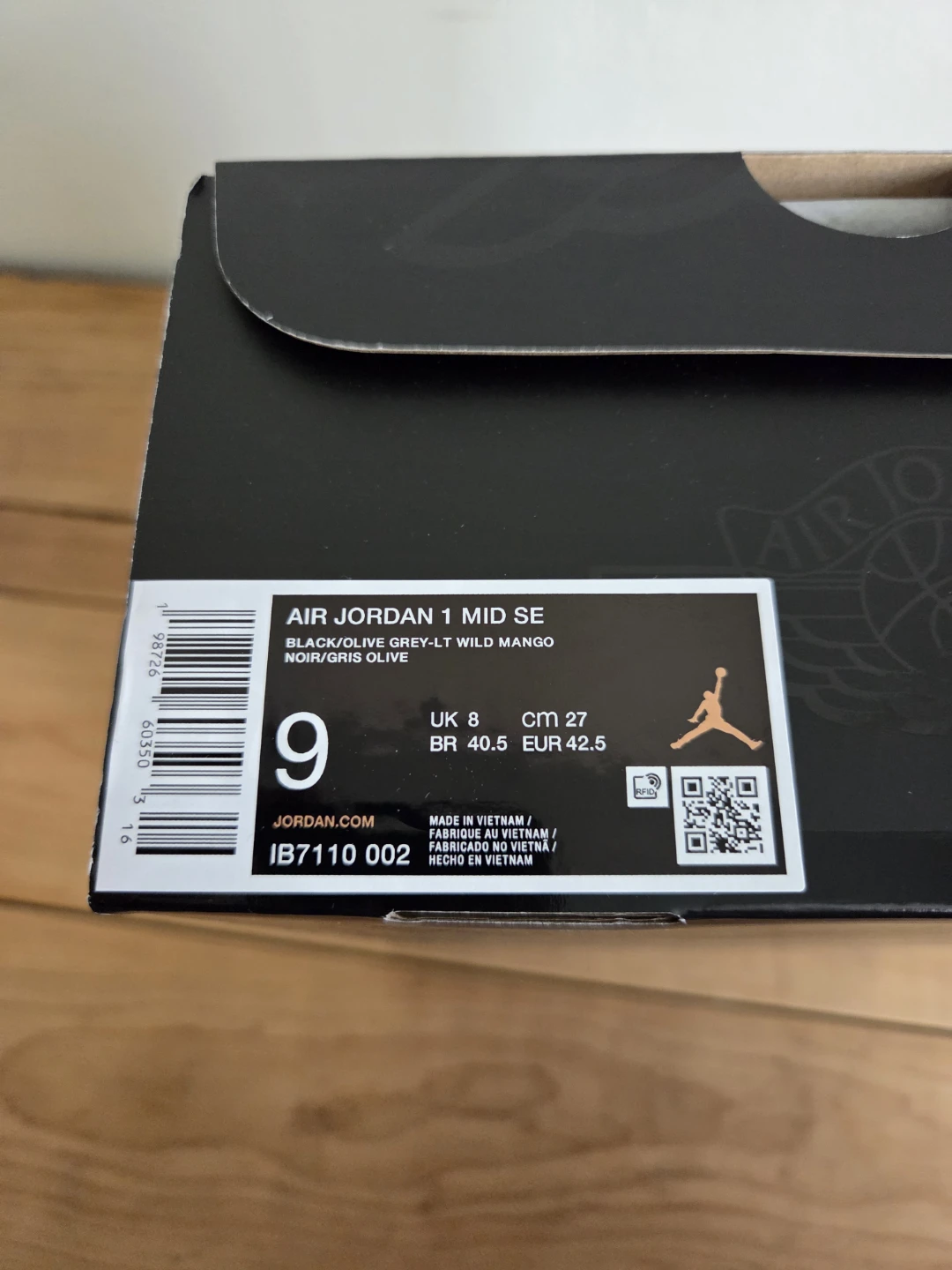 Brand New Nike Air Jordan 1 Mid SE Black/Olive Grey Mens 9 - photo 3