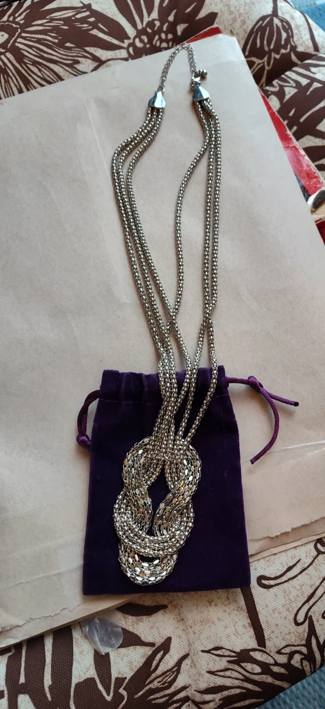Gorgeous Costume Necklace - photo 2