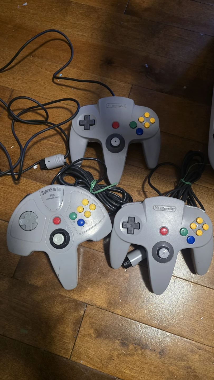 Nintendo 64 Console - photo 2