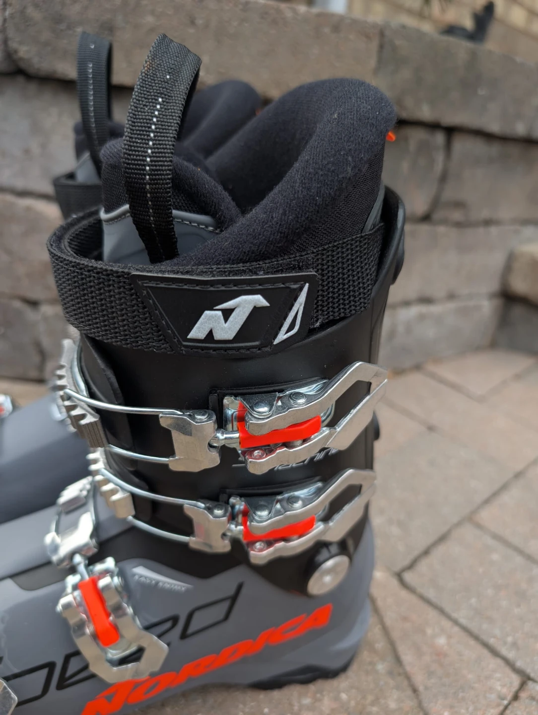 Nordica Speed Machine J4 Ski Boots - size 24 - 24.5 - photo 5