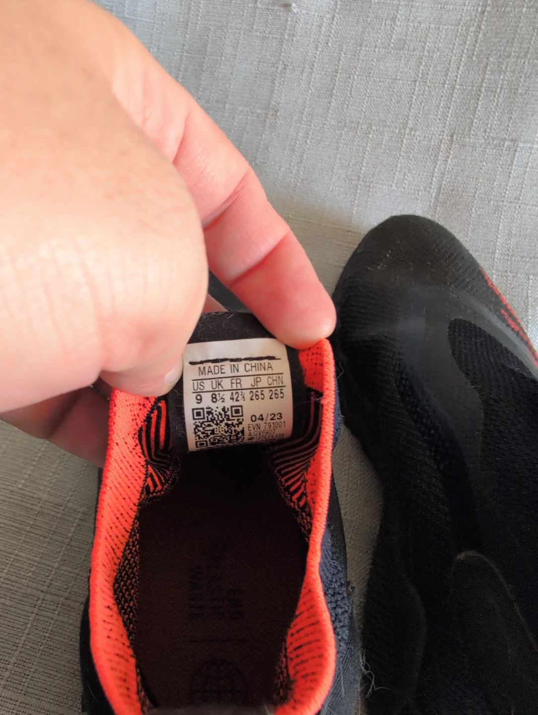2x Adidas Predator Freak Laceless Black/Orange + Crocs Size 9 - photo 4