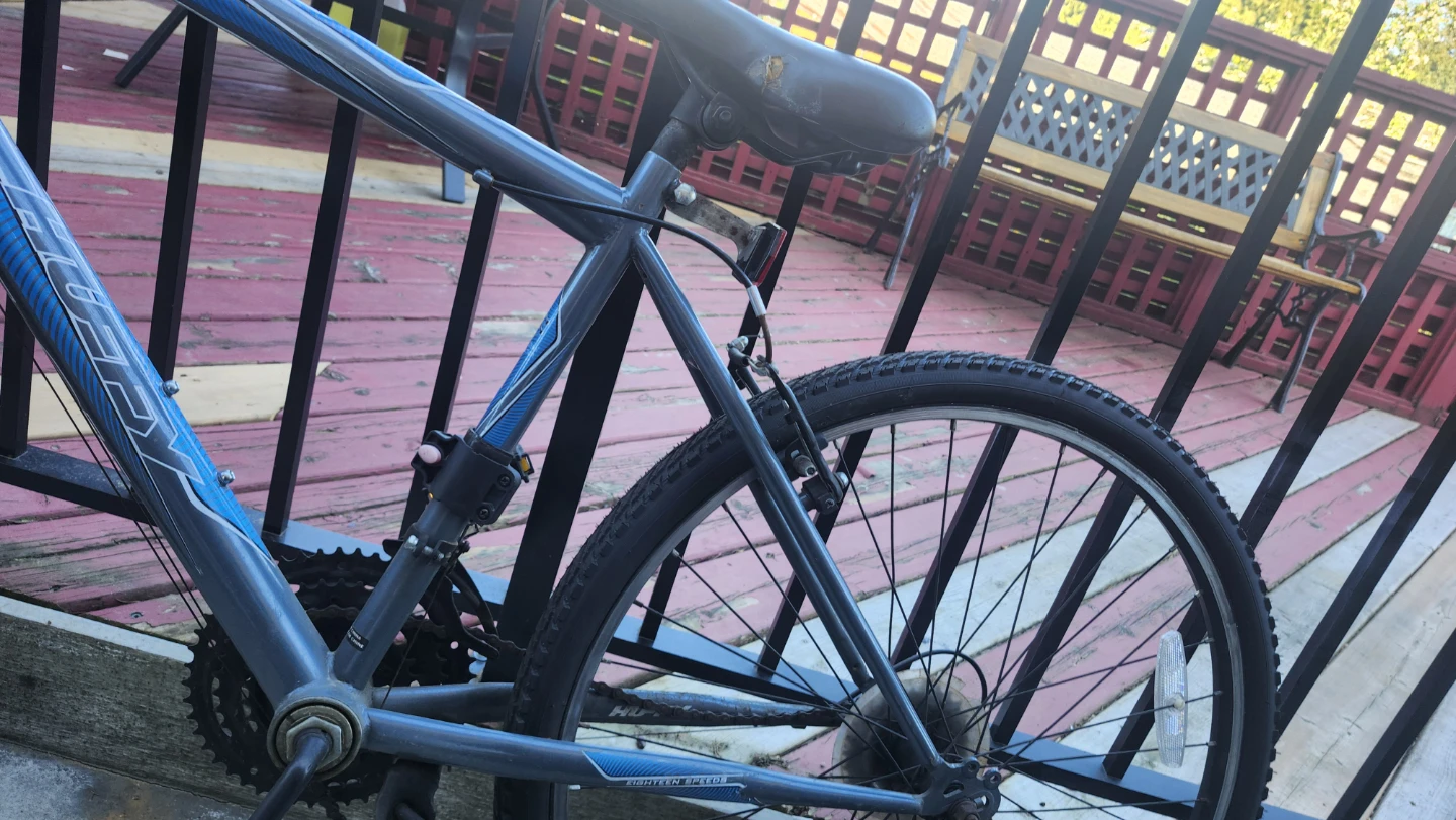 Ozark Trail Evolution Mountain Bike - anda huffy - photo 3