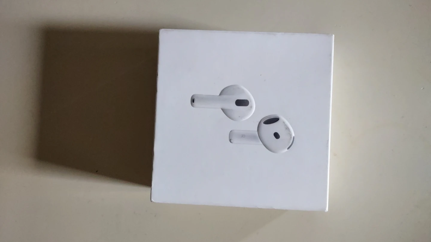 Apple AirPods 4 with Active Noise Cancellation - photo 2