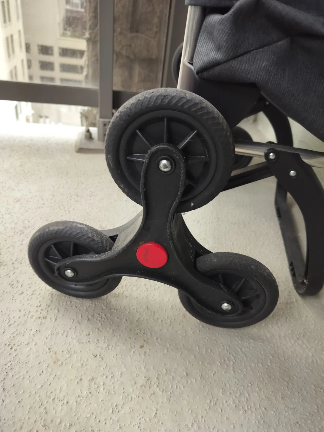 Stair-climbing Shopping Trolley - photo 2