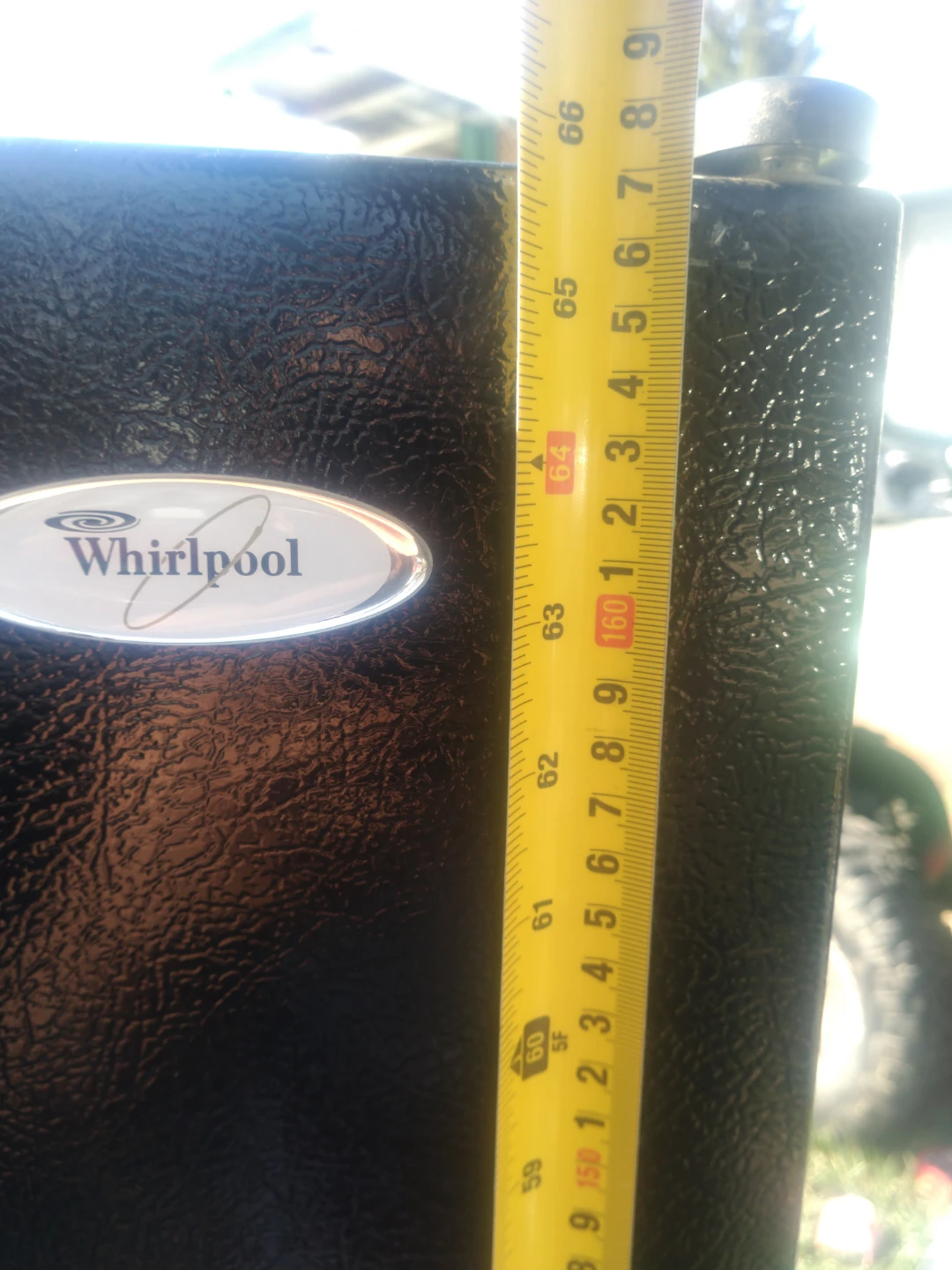 Whirlpool Refrigerator - photo 4