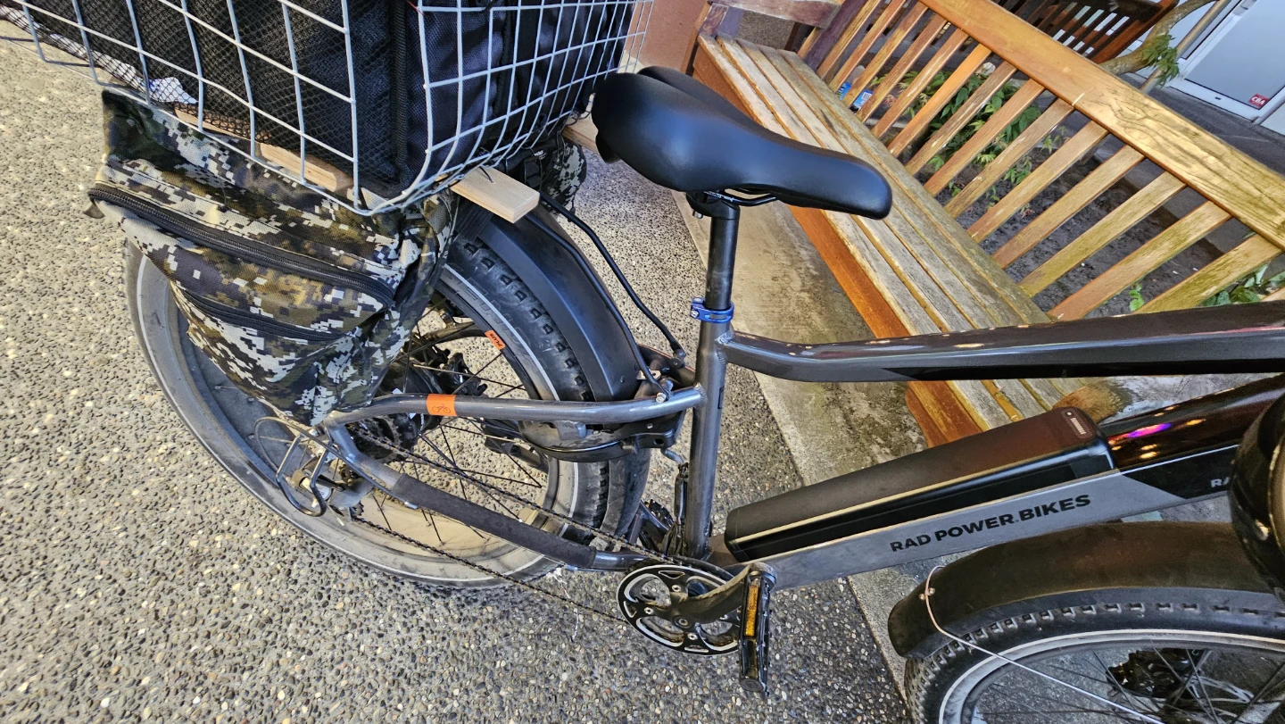 Rad Power Bikes Electric Bike with SkipTheDishes Bag - photo 5