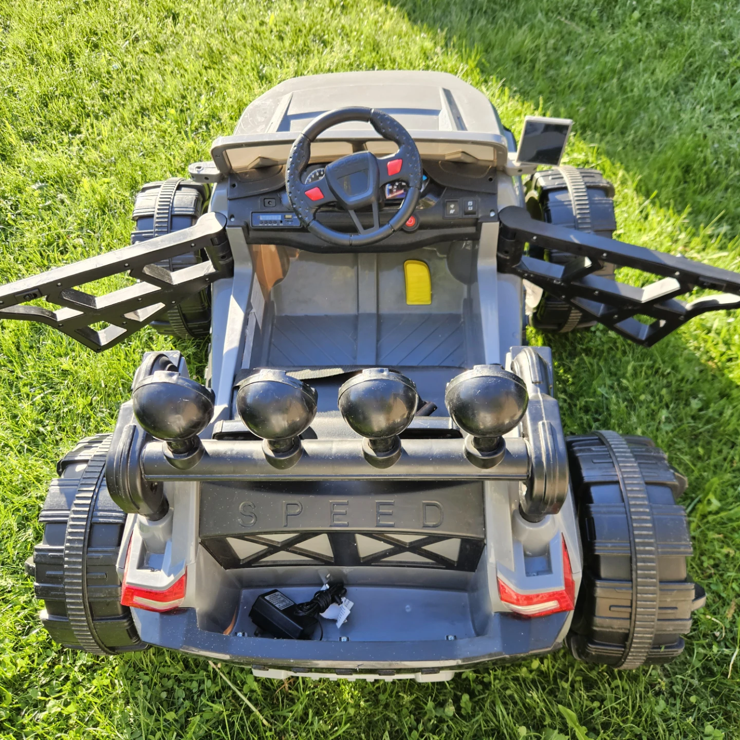 Kids Ride-On Electric Toy Car with Charger - photo 3
