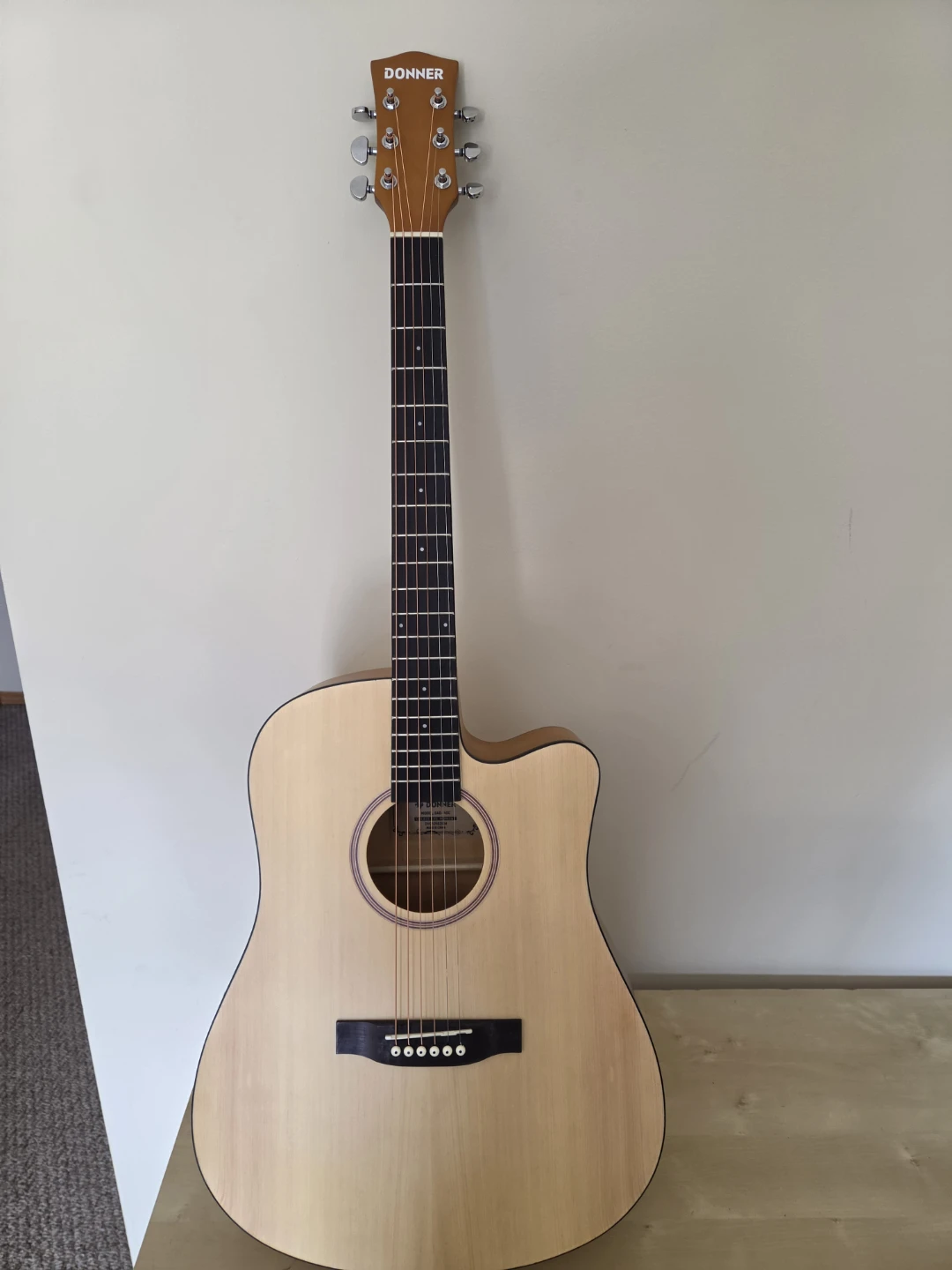Donner Acoustic Guitar with Accessories - photo 3