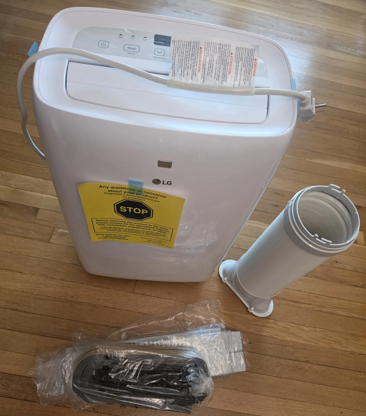 LG Portable Air Conditioner LP0621WSR - 6000 BTU