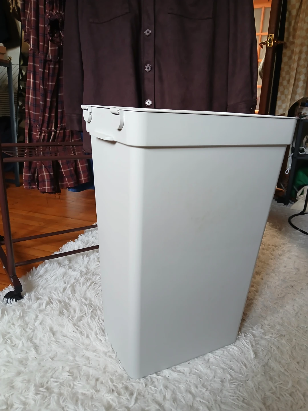 Light Grey Step Trash Can - photo 4