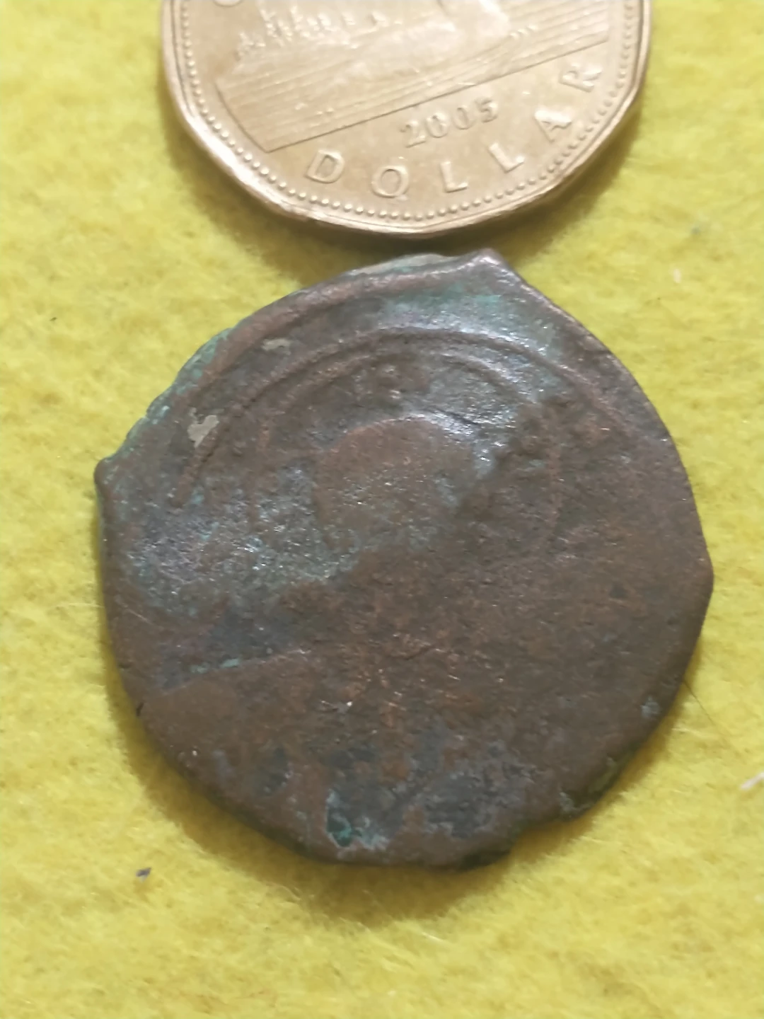 Nice 976-1025 Basil II & Constantine VIII Byzantine follis - photo 3