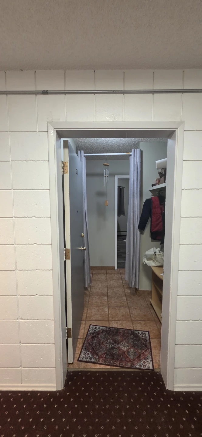 Apartment for 1250 on Whyte Avenue