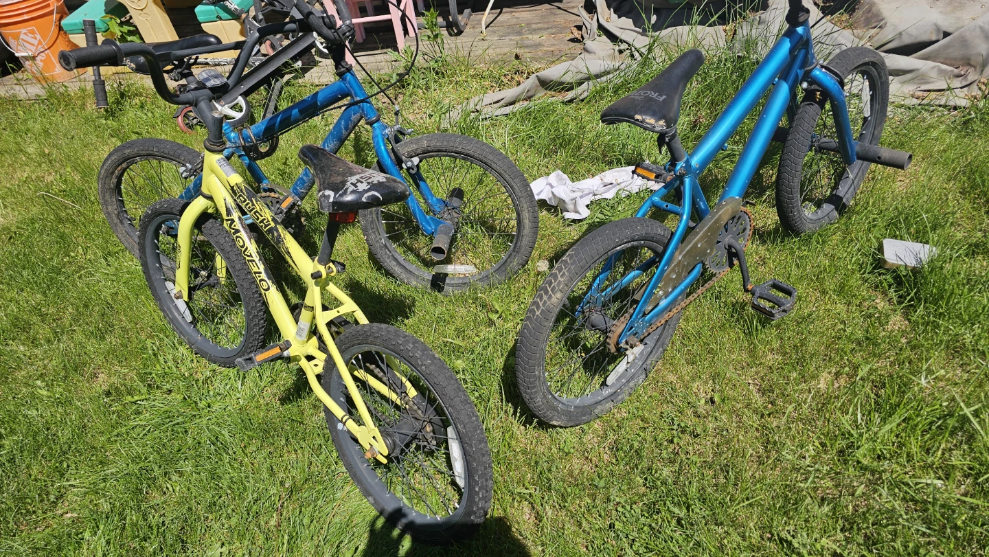 Movelo Rush BMX Bike