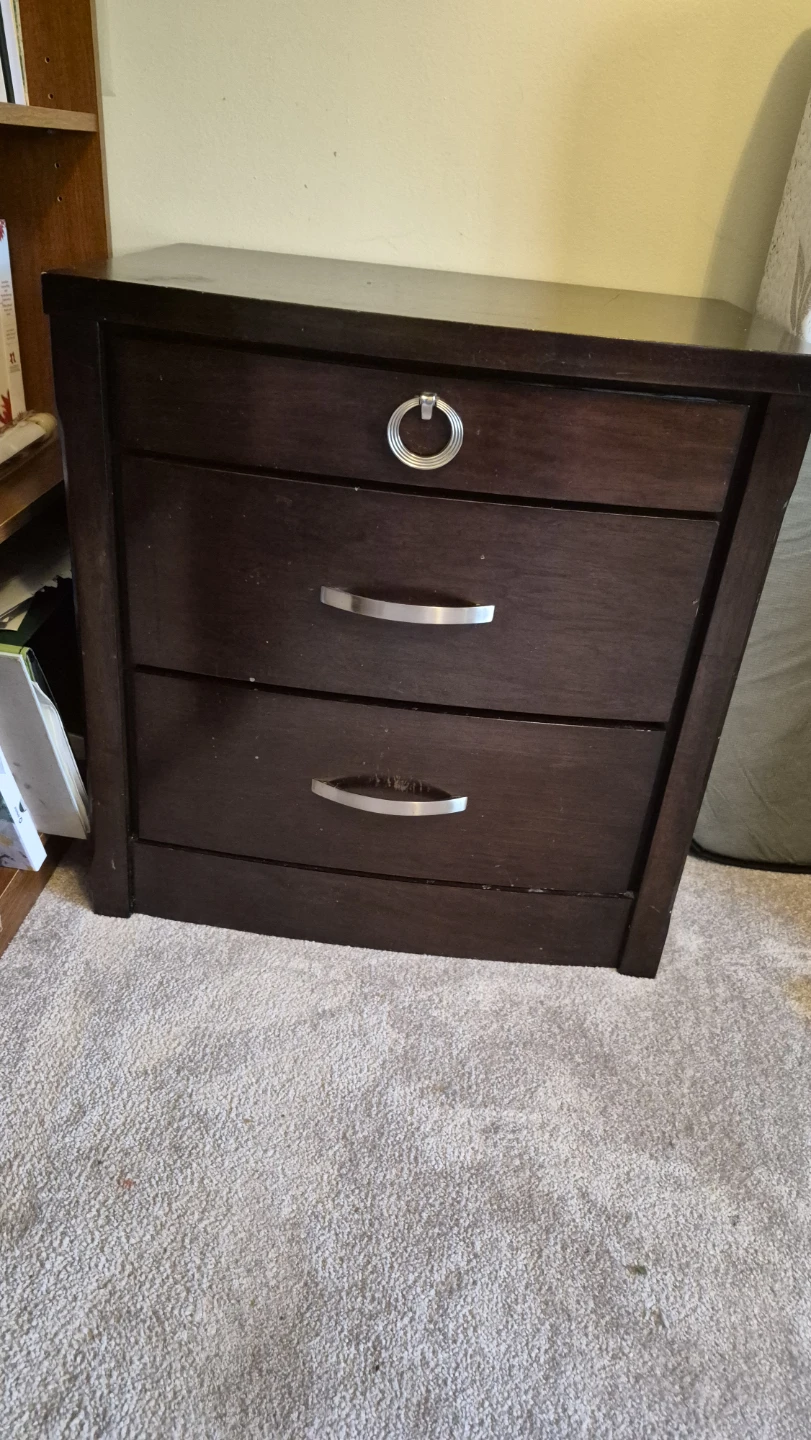 Dark Brown Dresser and 2 Nightstands Set - photo 5