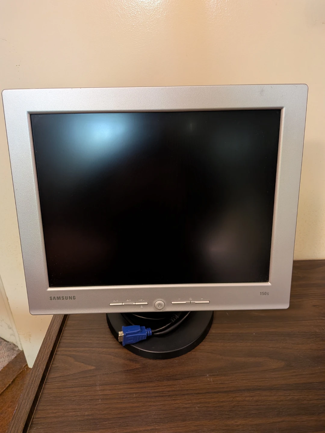 2 Monitors for Sale as a pair - photo 4