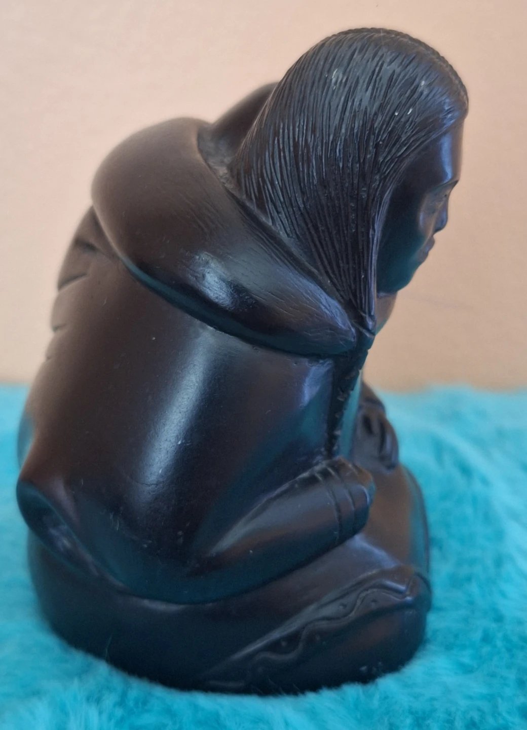 Vintage BOMA Inuit sculpture of Mother and Child - photo 3