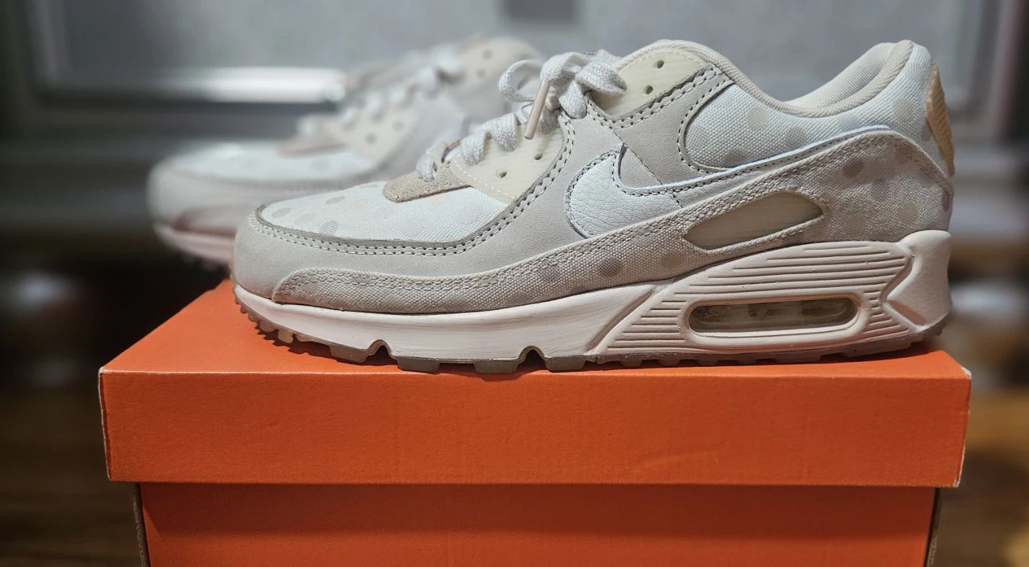 Women's Nike Air Max 90 NRG "Shimmer Polka" Size 10 - photo 2
